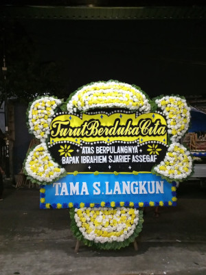 Papan Bunga Duka di Bomakia